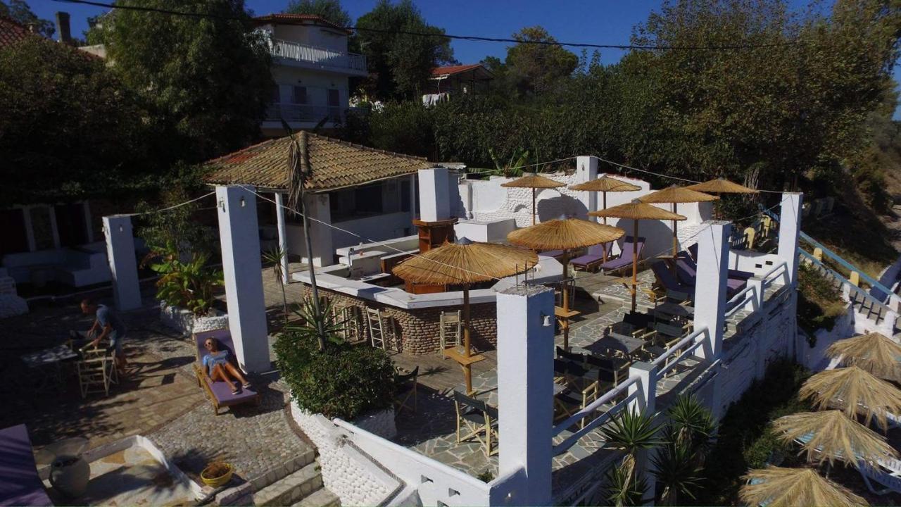 Taradella Hotel Alissos 外观 照片