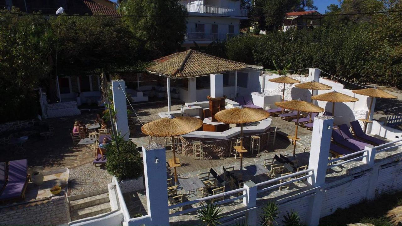 Taradella Hotel Alissos 外观 照片