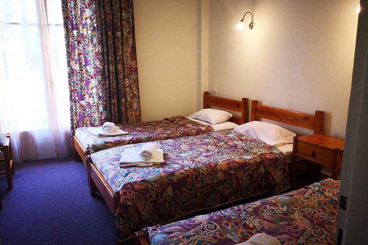 Taradella Hotel Alissos 外观 照片