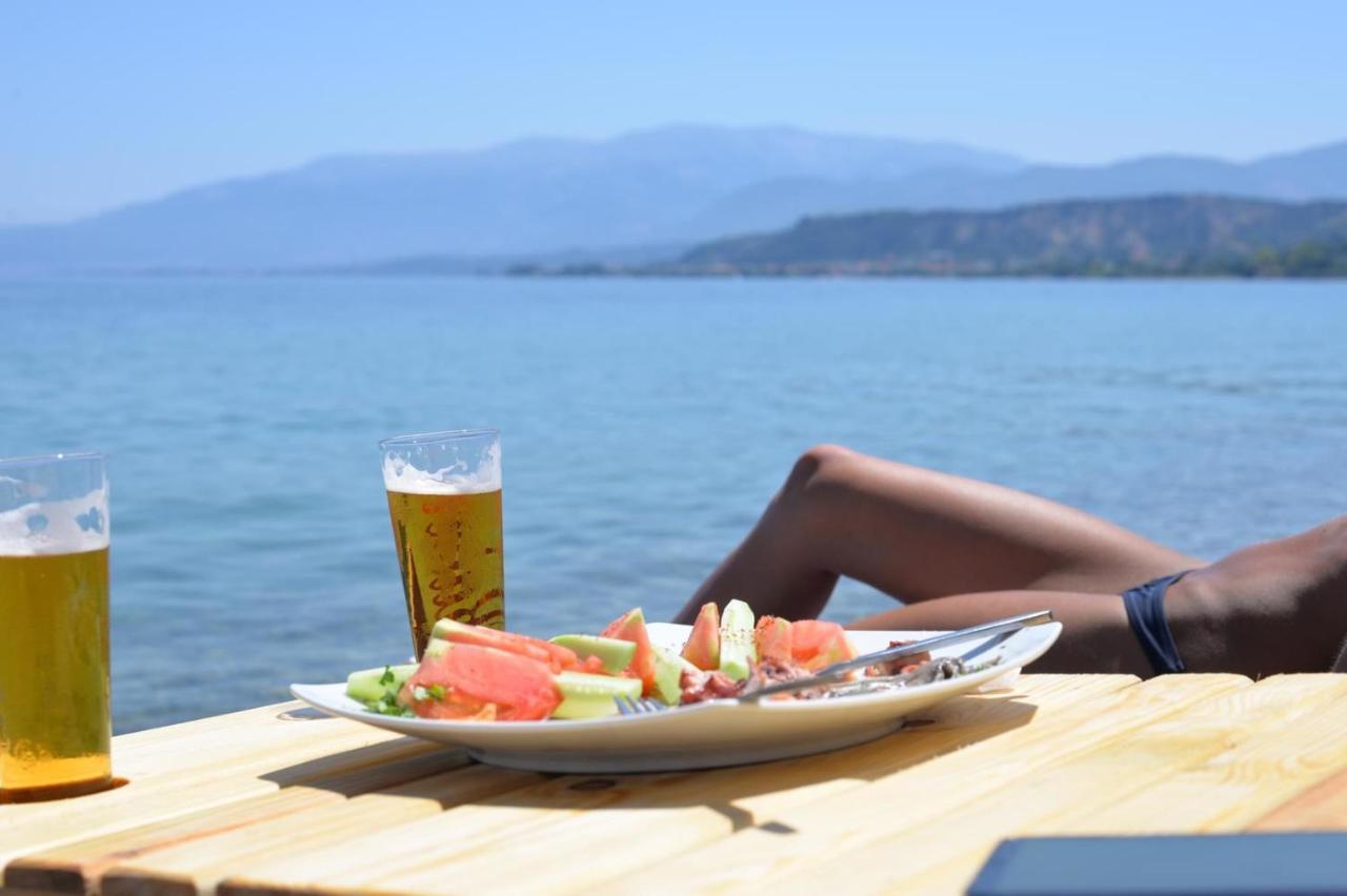 Taradella Hotel Alissos 外观 照片